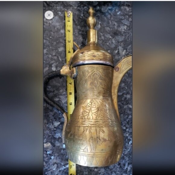 Vintage Dallah Arabic coffee pot - Picture 4 of 7